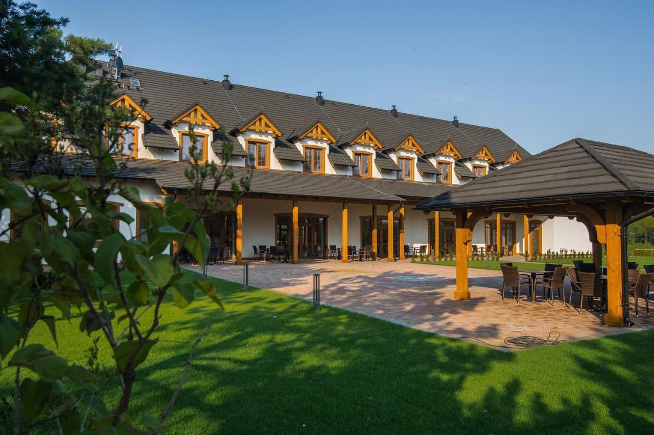 Hotel Nowa Holandia Elblag Ngoại thất bức ảnh